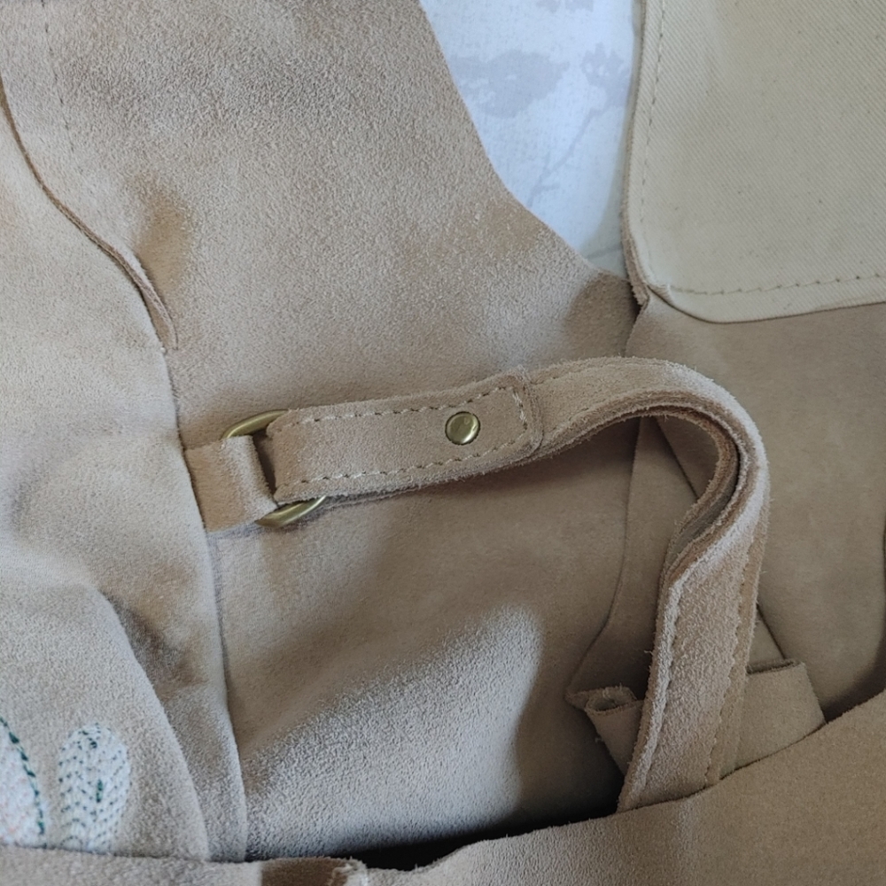 UO Suede Embroidered Shoulder bag with pouch - Picture 13 of 14